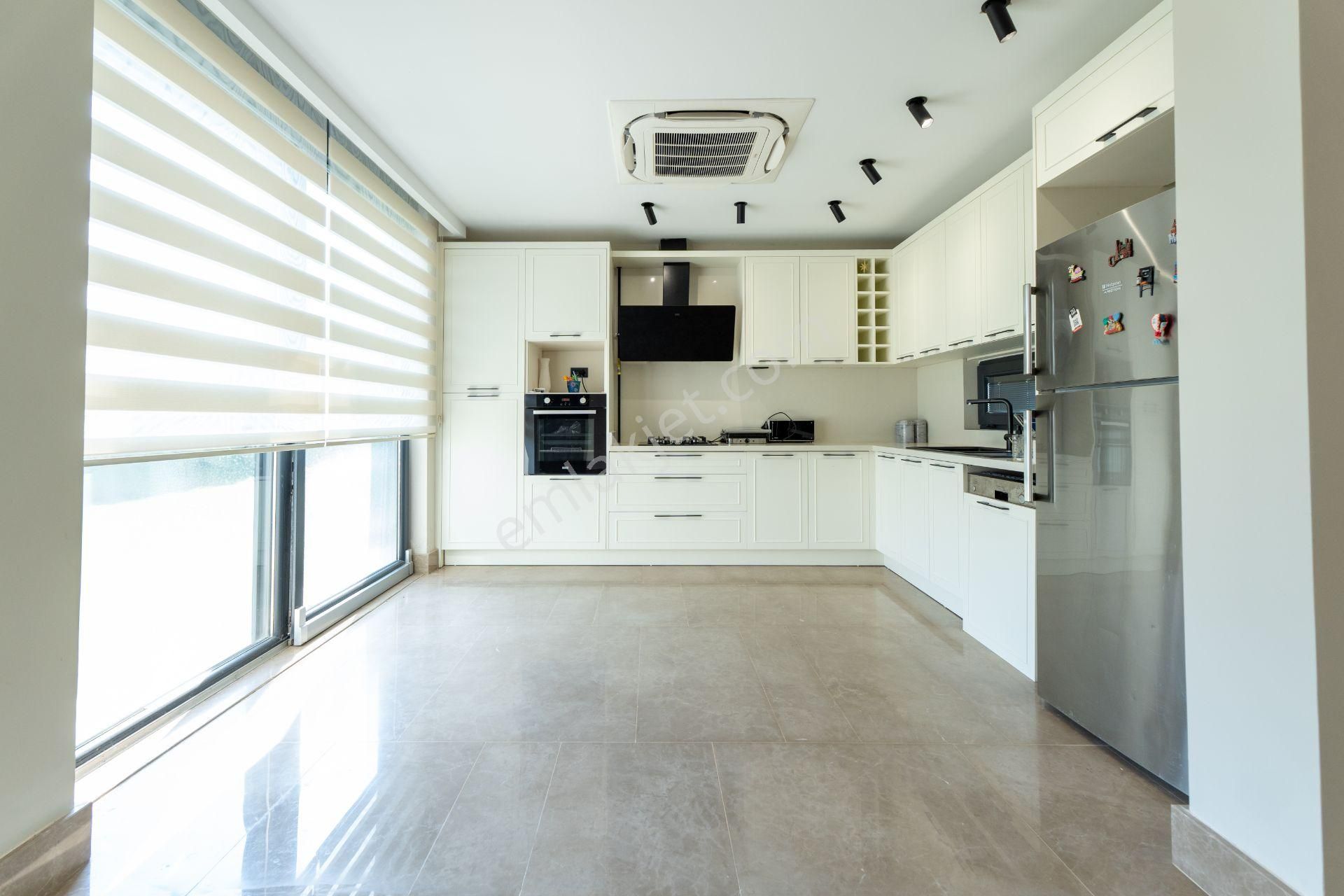 Antalya Döşemealtı Yeşilbayır'da Site İçi Mustakil Havuzlu Villa - Görsel 4