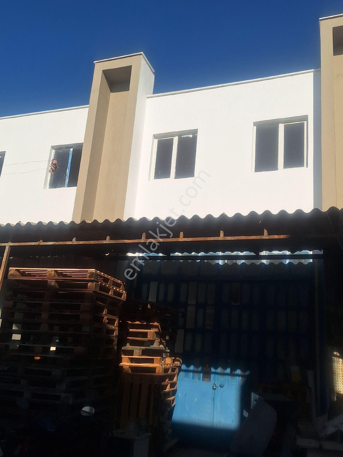 Yalıkavak Sanayi Sitesi'nde Kiralık Depo