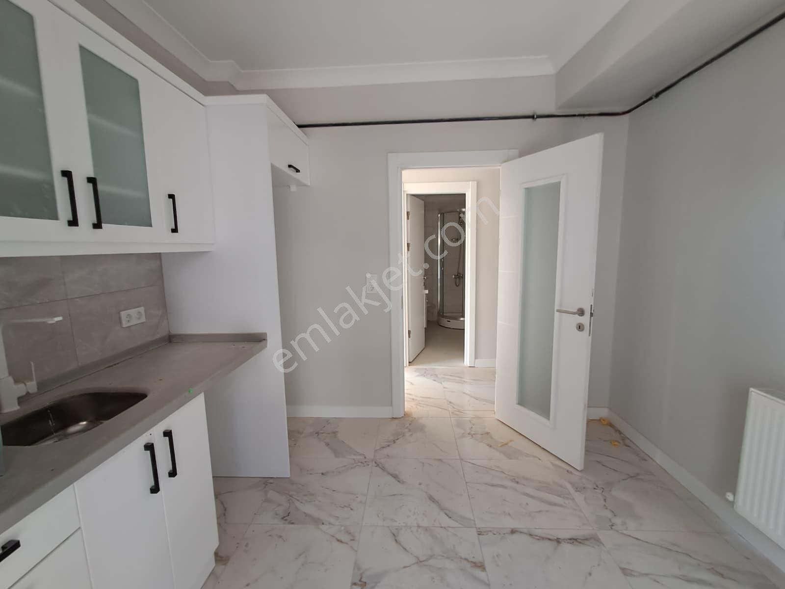 Tekirdağ S.paşa Zafer Mah. Havuzlu Sitede Satılık Lüks 2+1 Daire - Görsel 10