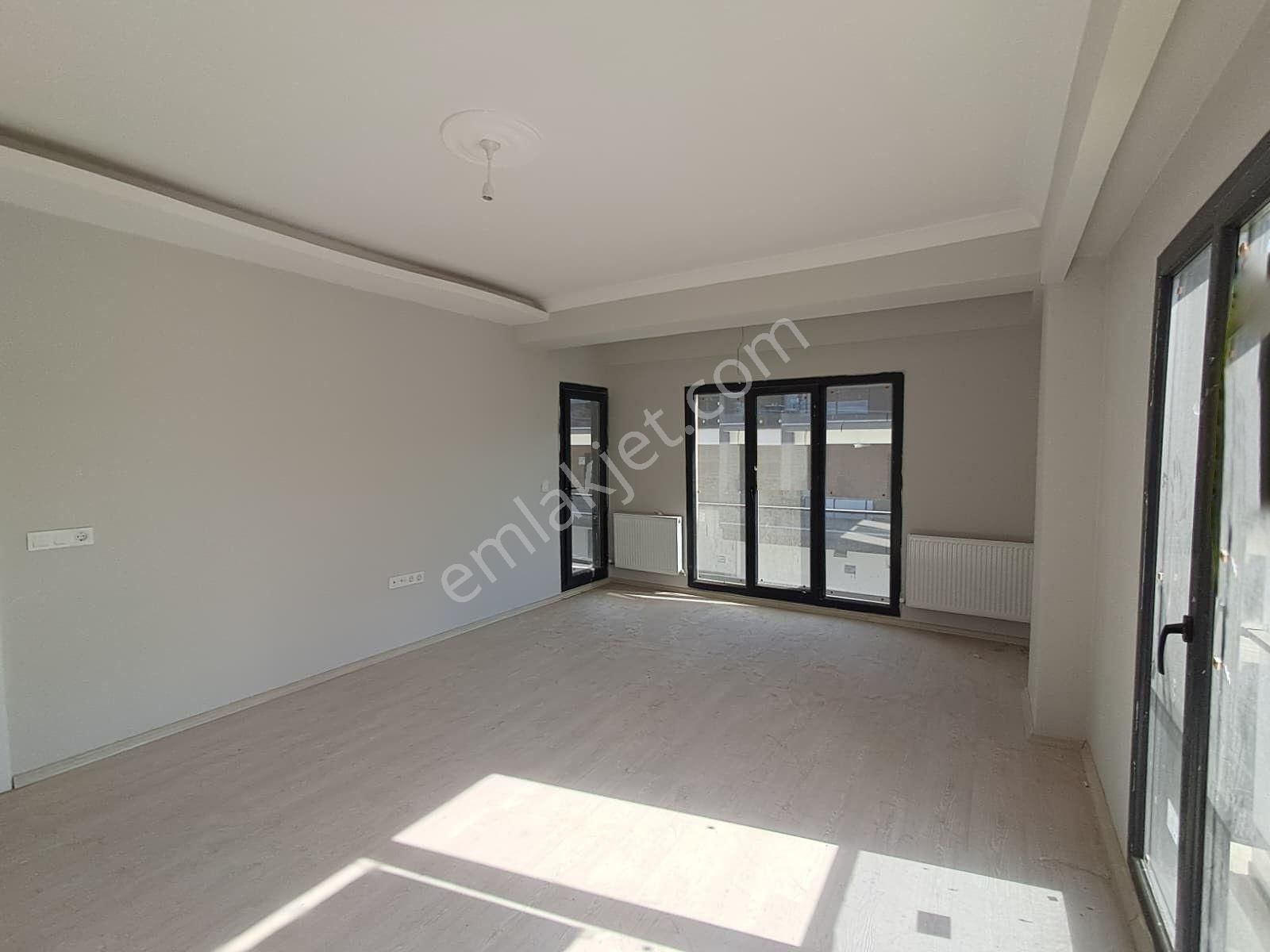 Tekirdağ S.paşa Zafer Mah. Havuzlu Sitede Satılık Lüks 2+1 Daire - Görsel 7