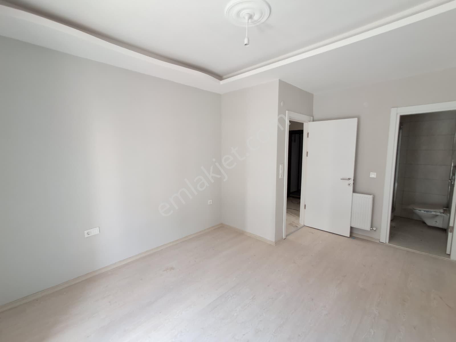 Tekirdağ S.paşa Zafer Mah. Havuzlu Sitede Satılık Lüks 2+1 Daire - Görsel 19