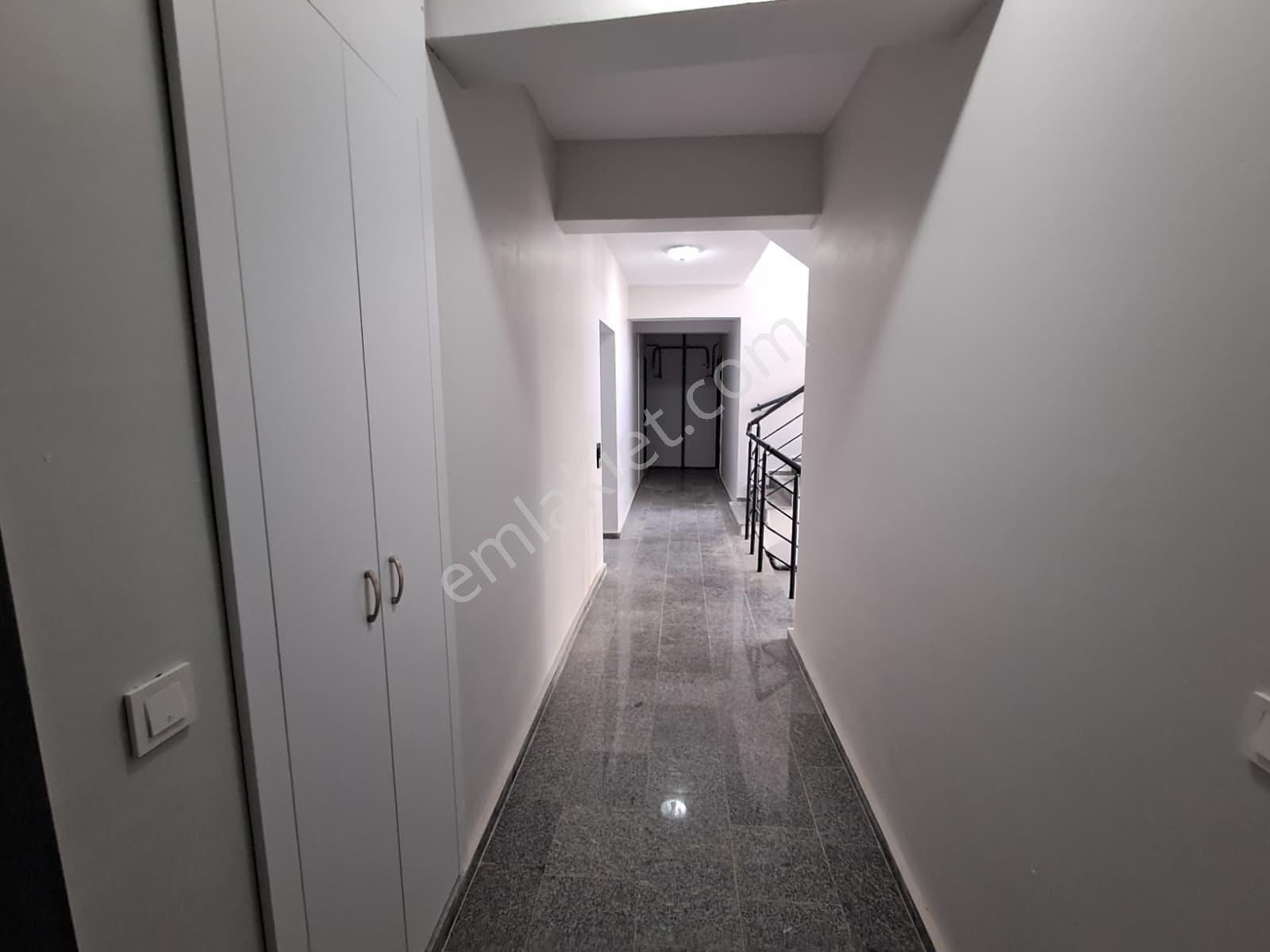 Tekirdağ S.paşa Zafer Mah. Havuzlu Sitede Satılık Lüks 2+1 Daire - Görsel 23