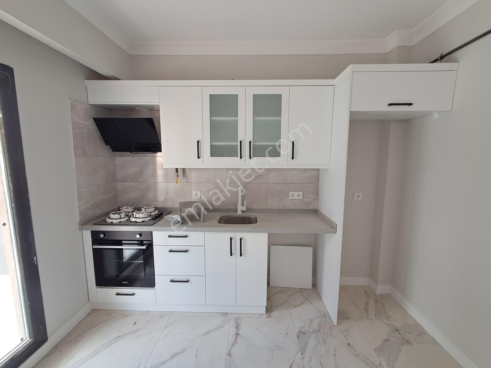 Tekirdağ S.paşa Zafer Mah. Havuzlu Sitede Satılık Lüks 2+1 Daire - Görsel 9