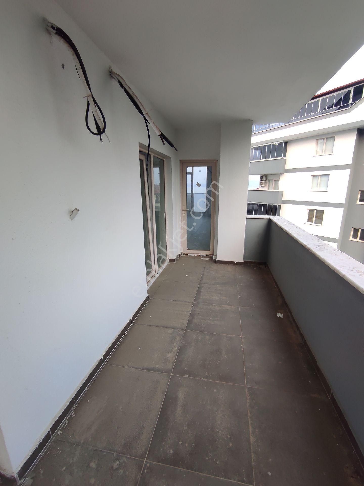 Trabzon Araklı Sea Garden Sitesinde Satılık 160m2 3+1 Daire, - Görsel 25