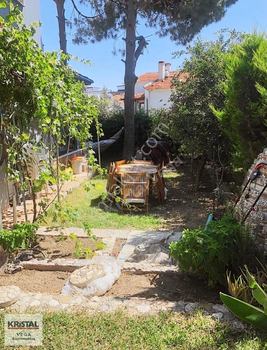 Çeşme Pırlantada Havuzlu Site 4+1 Eşyalı Dubleks Müstakil Daire - Görsel 29