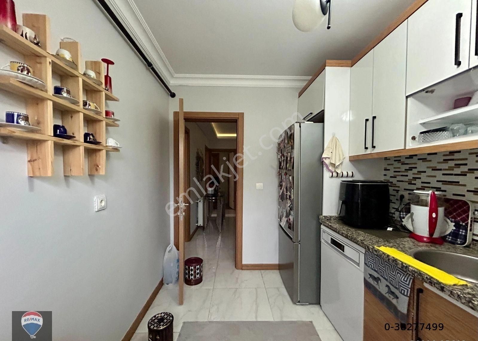 Üsküdar Konakları’nda 3+1 Ferah Ve Modern Daıre - Görsel 14