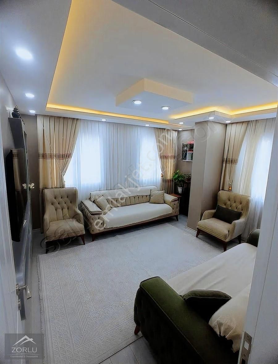 Zorlu'da Sofudede Mah. Müstakil Geniş Oturumlu 2+1 Kapalı Mutfak - Görsel 12