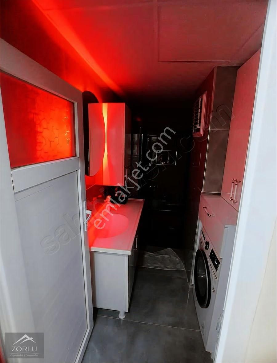 Zorlu'da Sofudede Mah. Müstakil Geniş Oturumlu 2+1 Kapalı Mutfak - Görsel 6