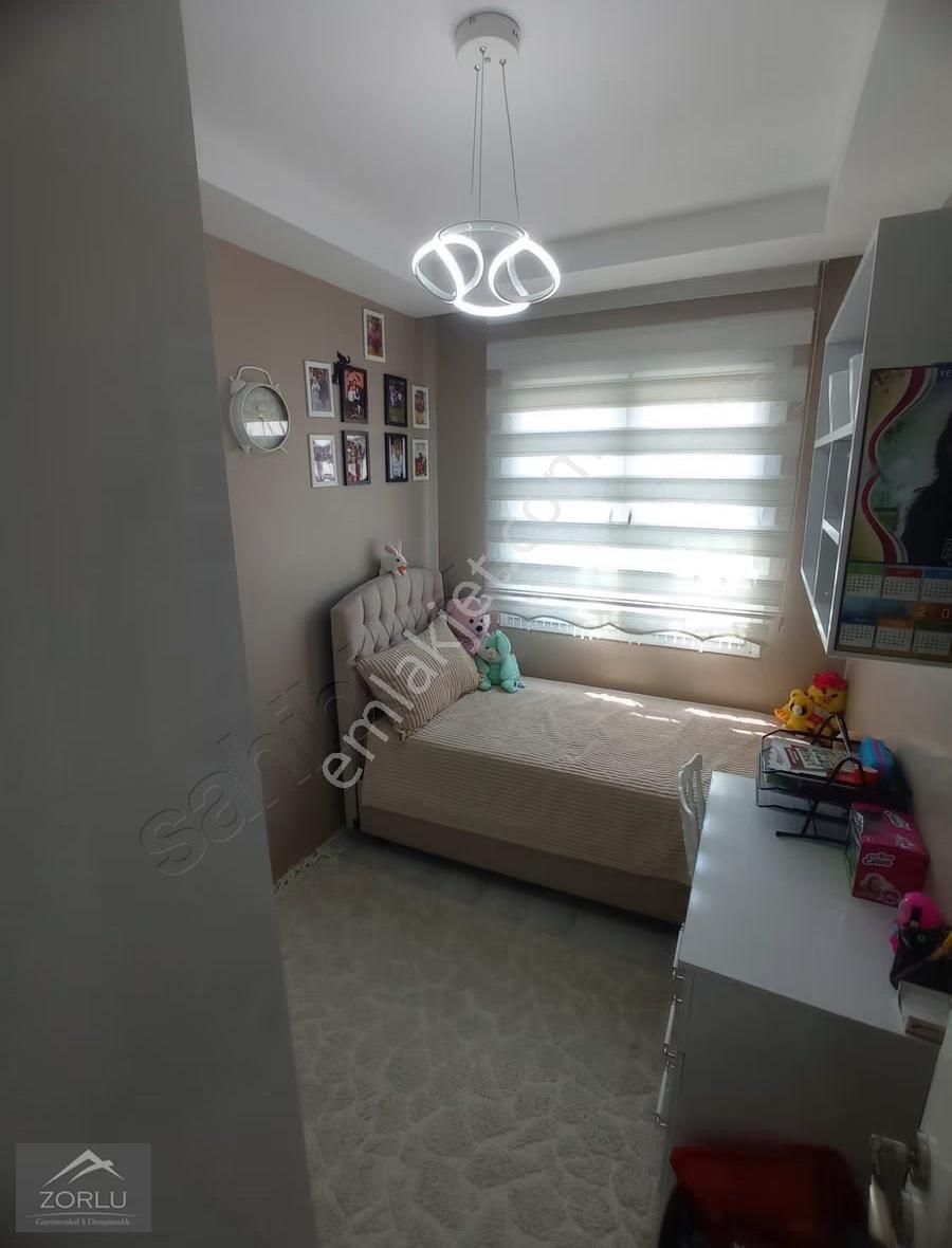 Zorlu'da Sofudede Mah. Müstakil Geniş Oturumlu 2+1 Kapalı Mutfak - Görsel 13