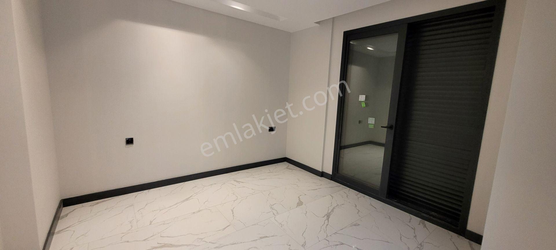 Kuşadasında Deniz Manzaralı Özel Havuzlu Müstakil Akıllı Villa - Görsel 30