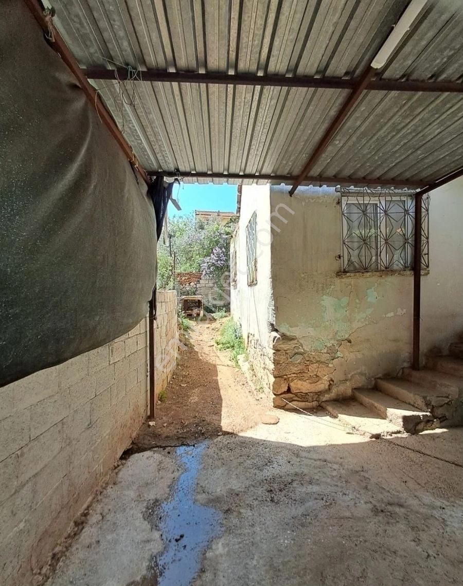 Umut Mahallesi 305 M2 Arsa İçinde 130 M2 3+1 Satılık Ev - Görsel 9