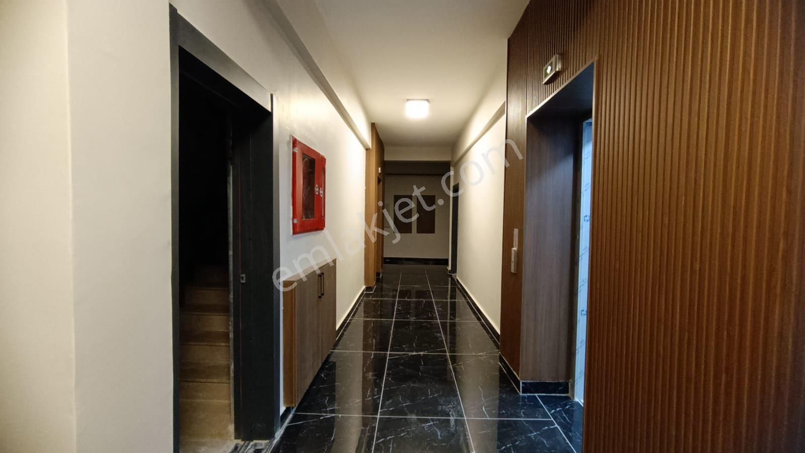 15. Tenmuzda Satıkık 3+1 İconova Manzaralı - Görsel 31