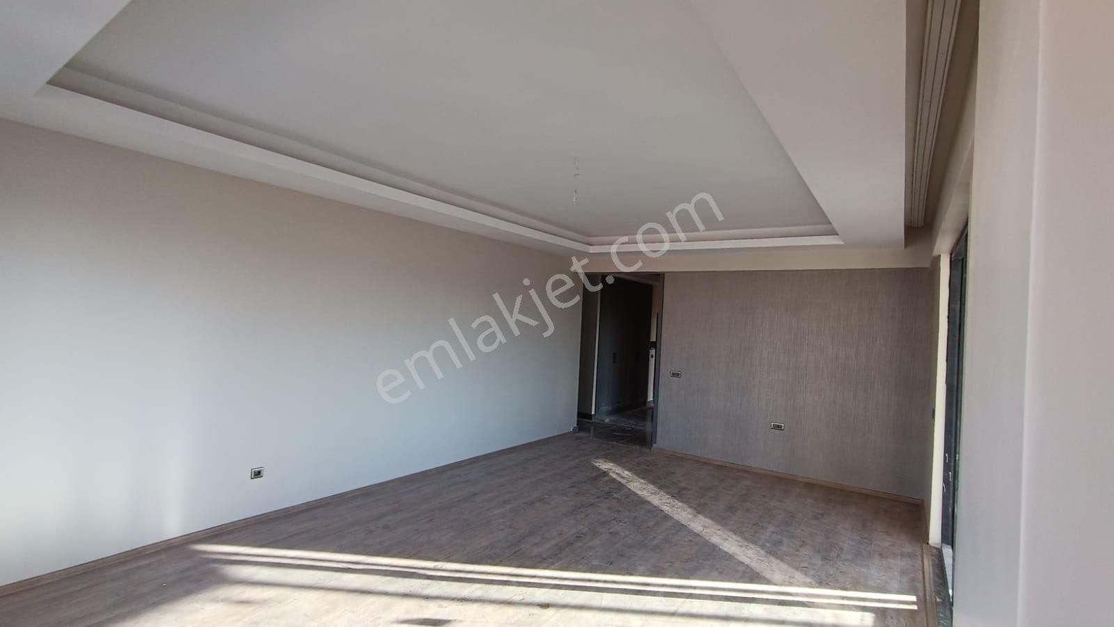 15. Tenmuzda Satıkık 3+1 İconova Manzaralı - Görsel 15