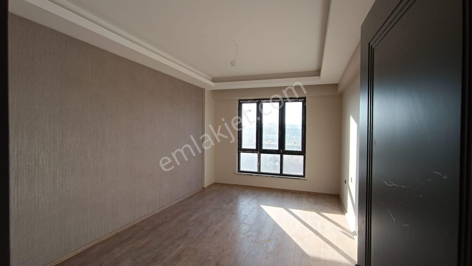 15. Tenmuzda Satıkık 3+1 İconova Manzaralı - Görsel 12