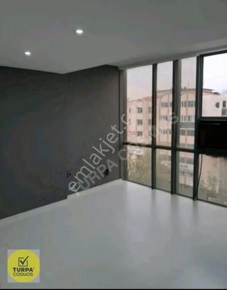 Gıda Çarşısında Kiralık Ofis - Görsel 10