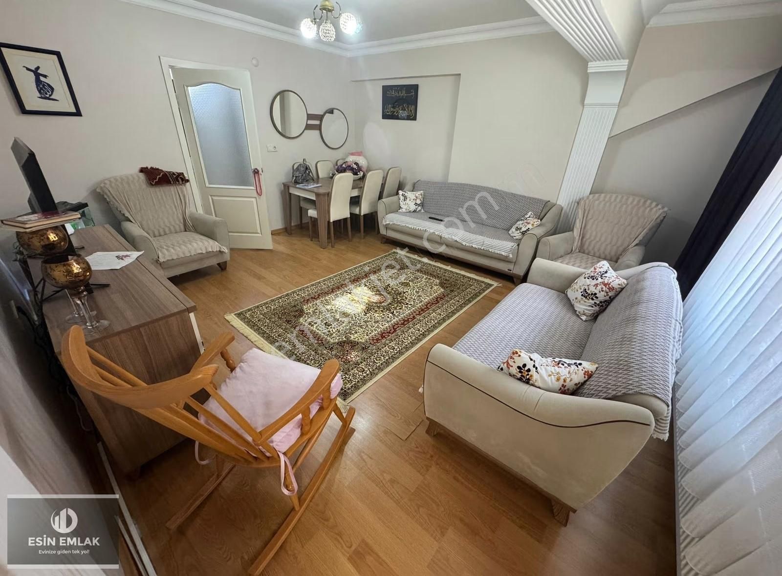 Karlıktepede Merkeze Yakın Satılık 3+1 Giriş Kat Daire