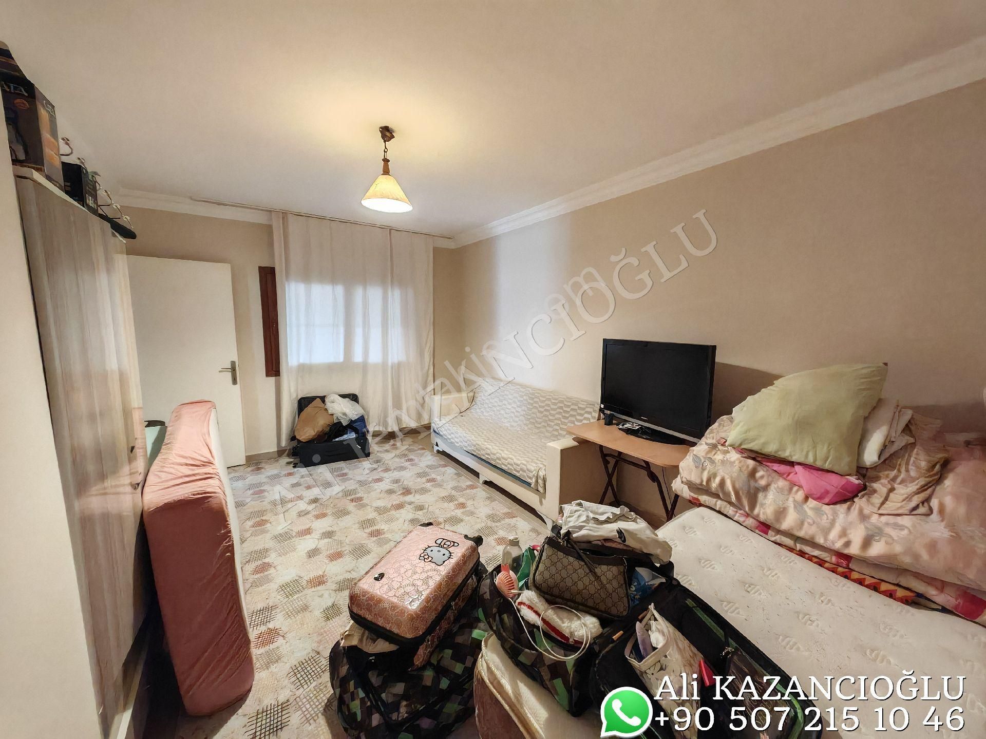 Kuşadası Ege Mahallesinde Geniş 2+1 Kapalı Mutfak Fırsat Satılık Daire - Görsel 13