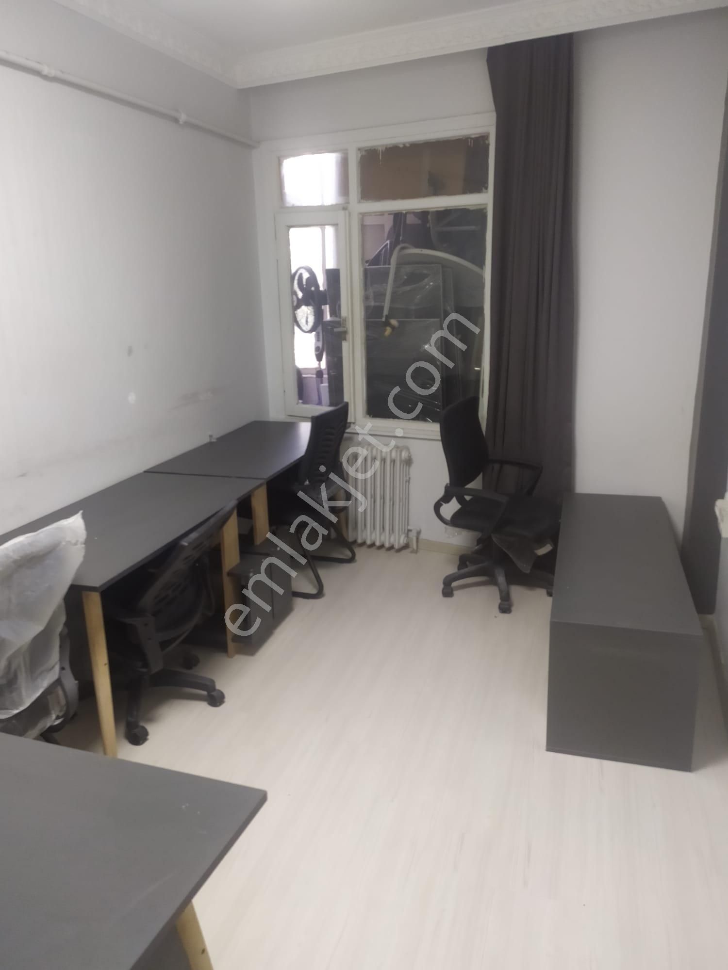 Fatih Molla Gürani Mahallesinde 3+1/110m2/3.kat Satılık Daire - Görsel 5