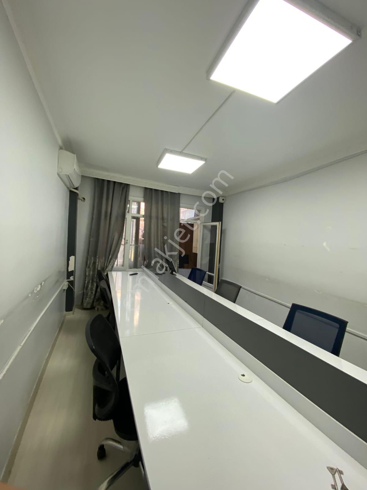 Fatih Molla Gürani Mahallesinde 3+1/110m2/3.kat Satılık Daire - Görsel 4