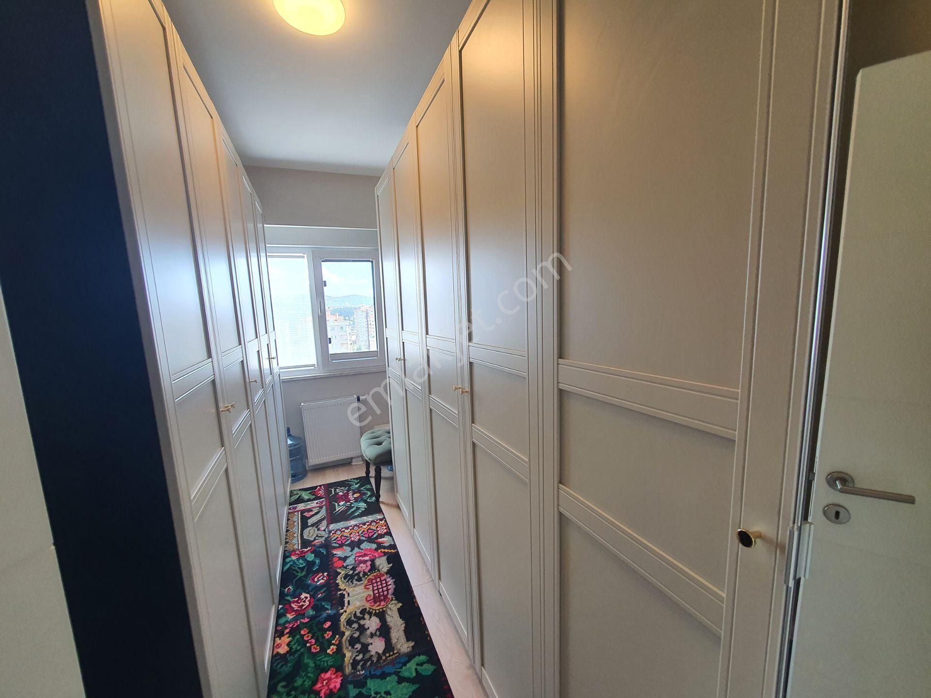 Bostancı’da & Deniz Manzaralı, Balkonlu Yeni Bina 3+1 Kiralık - Görsel 22