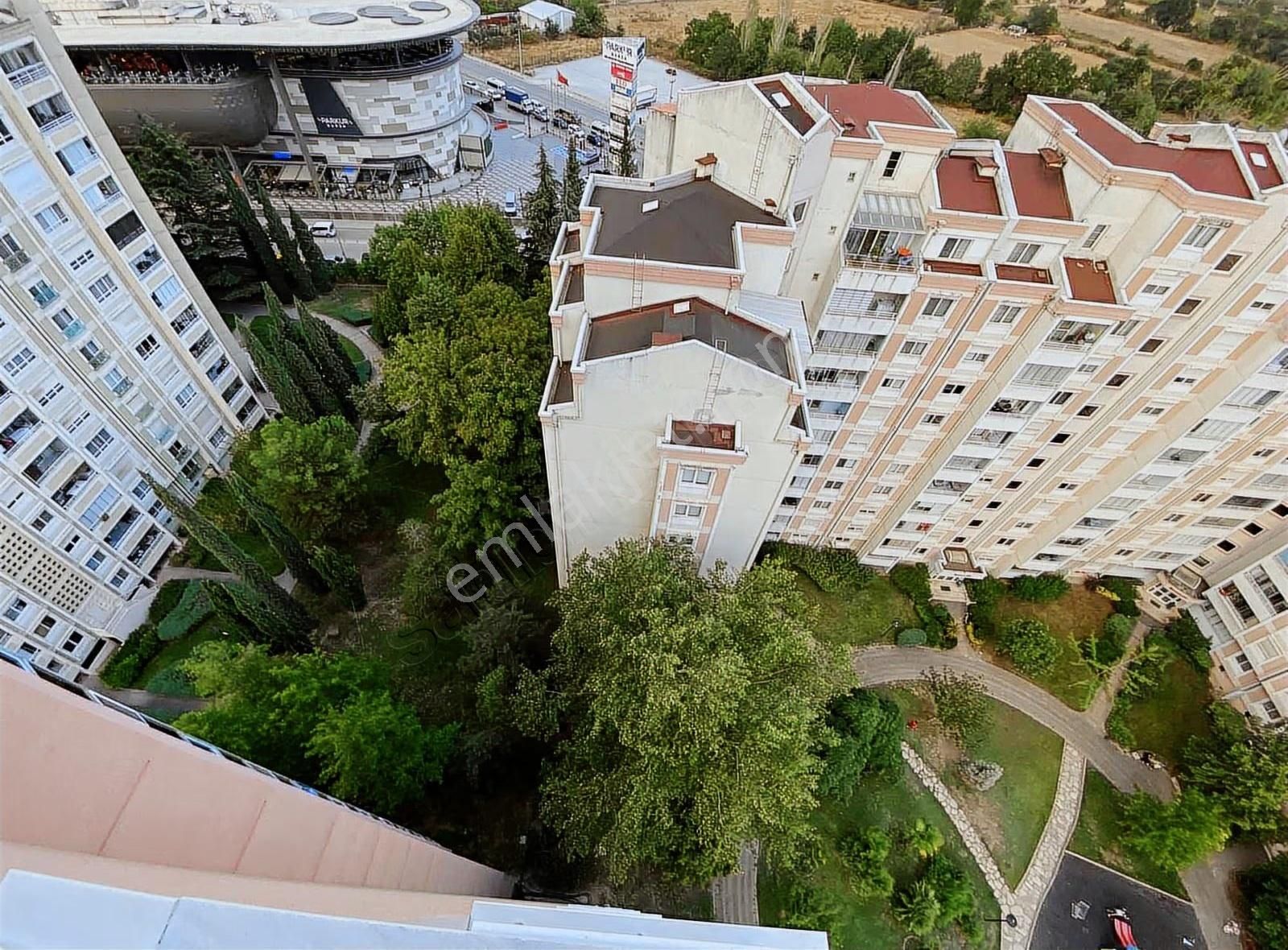 İsminar Yılmaz Dan Yaseminpark Da İçi Yenilenmiş Satılık 4+1 - Görsel 11