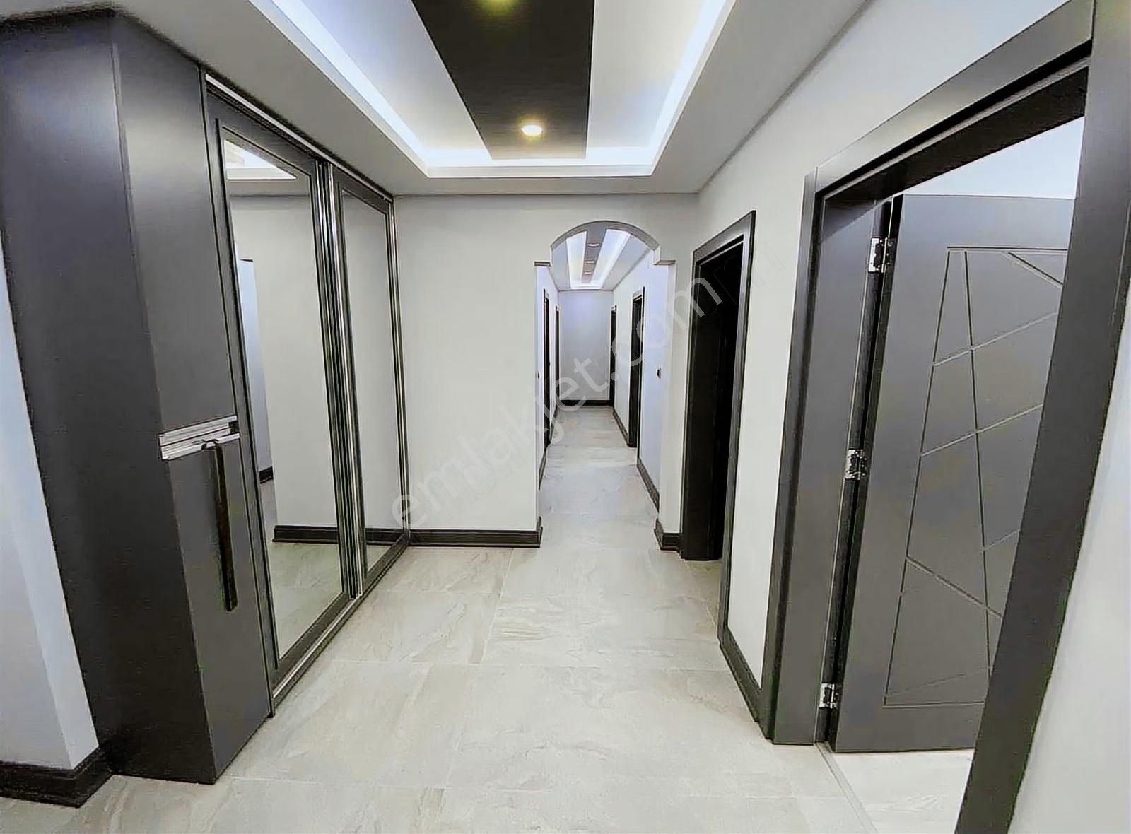 İsminar Yılmaz Dan Yaseminpark Da İçi Yenilenmiş Satılık 4+1 - Görsel 28