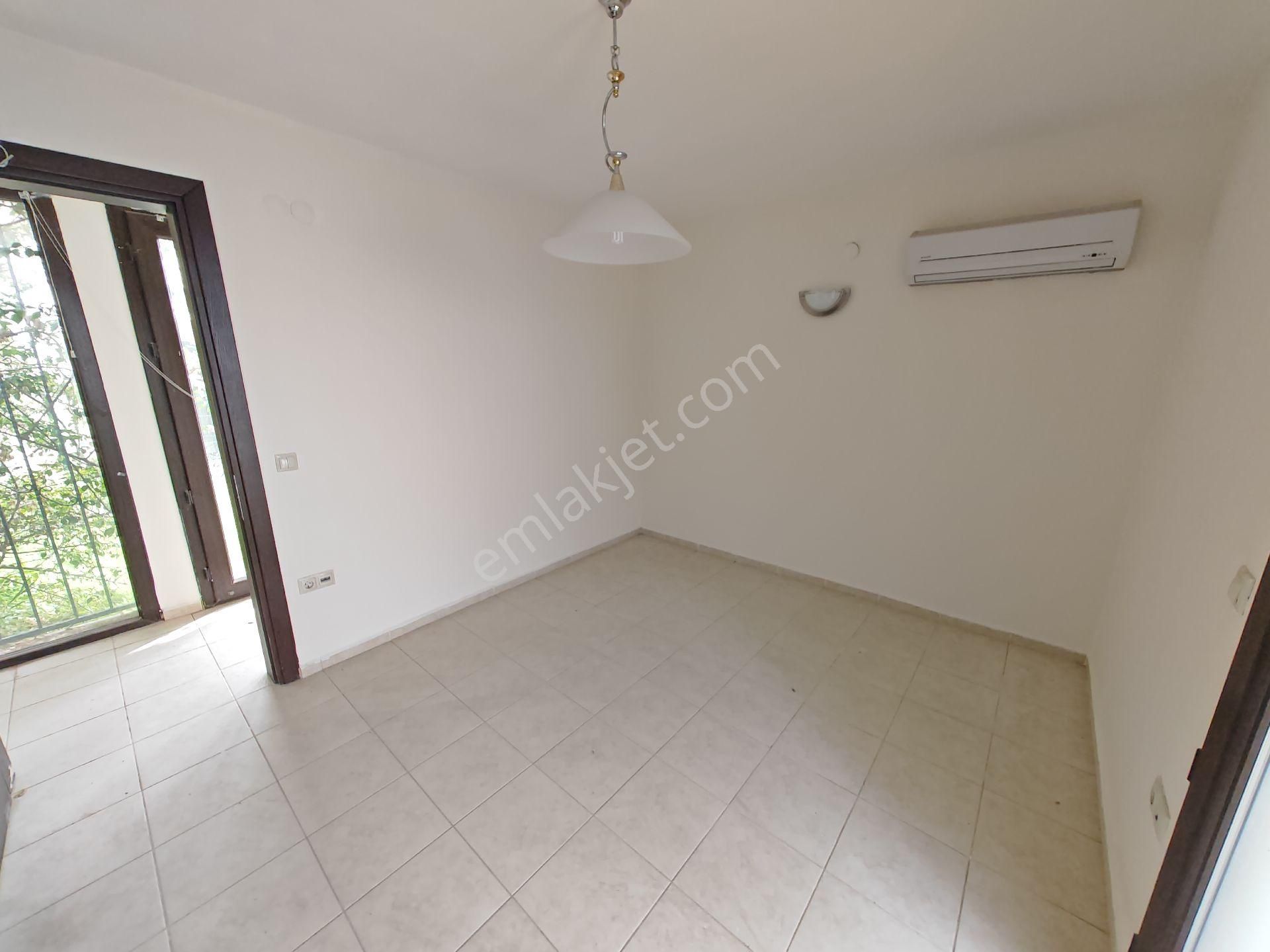 Kuşadası Kadınlar Denizinde Tek Müstakil Manzaralı Satılık Villa - Görsel 19