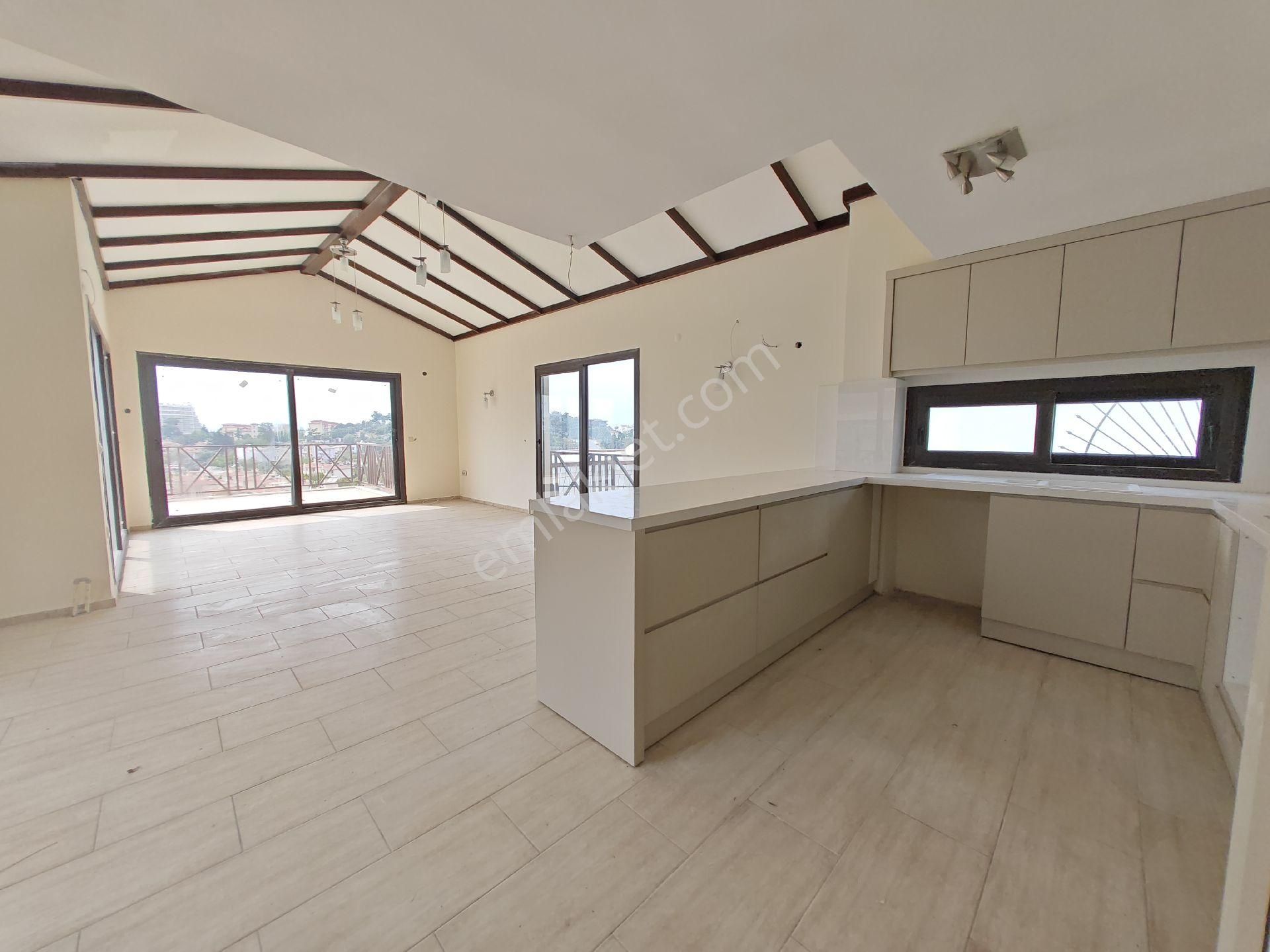 Kuşadası Kadınlar Denizinde Tek Müstakil Manzaralı Satılık Villa - Görsel 5