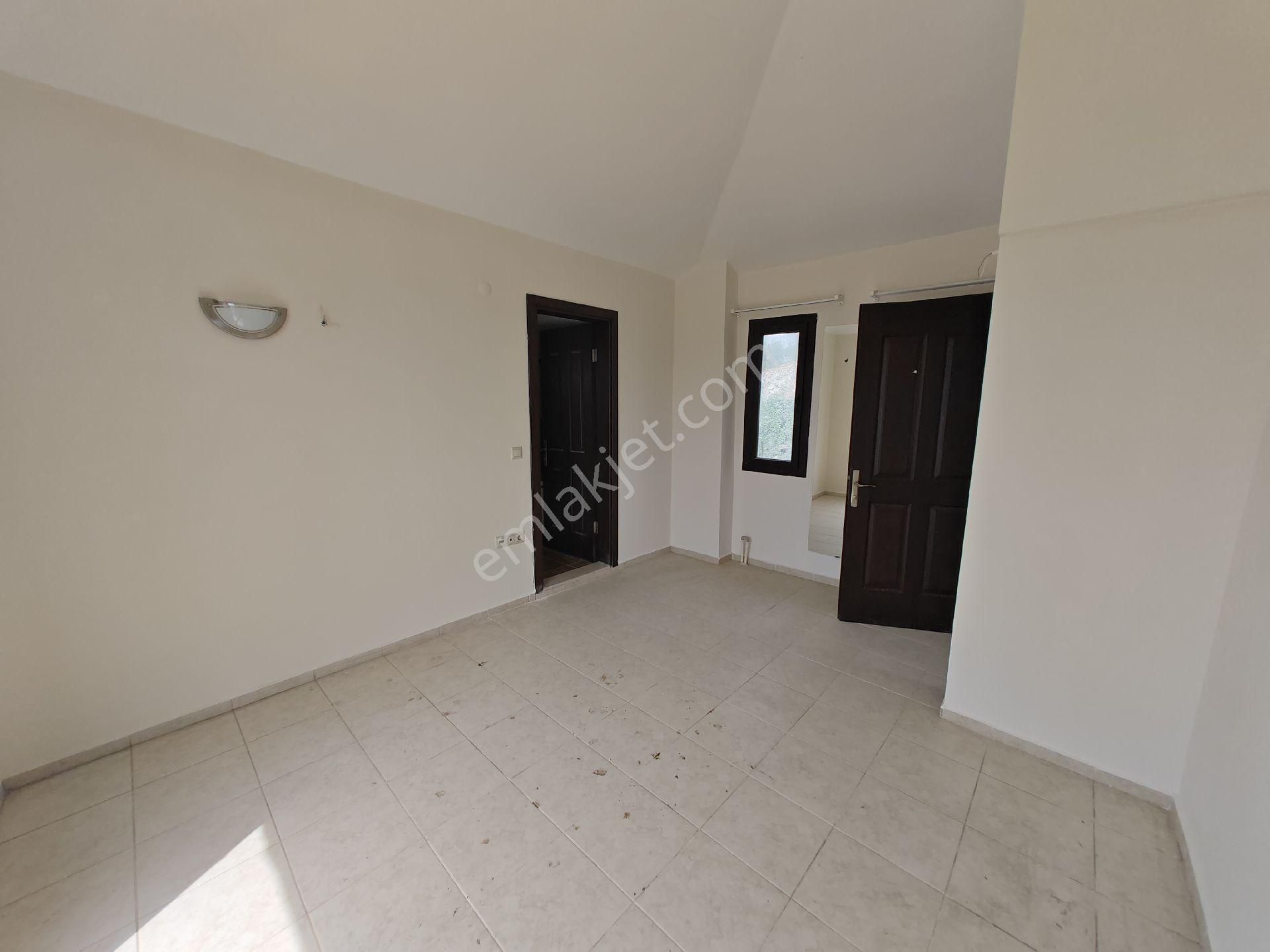 Kuşadası Kadınlar Denizinde Tek Müstakil Manzaralı Satılık Villa - Görsel 14