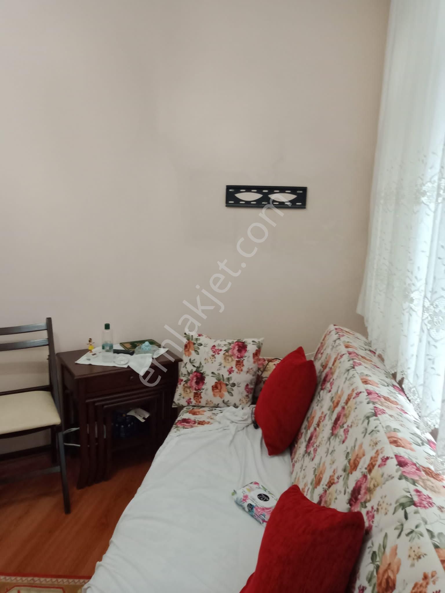 Fatih Şehremini Mahallesi Büyük Saray Meydanın'da /1+1 / 52m2 / Eşyalı Satılık Daire - Görsel 5