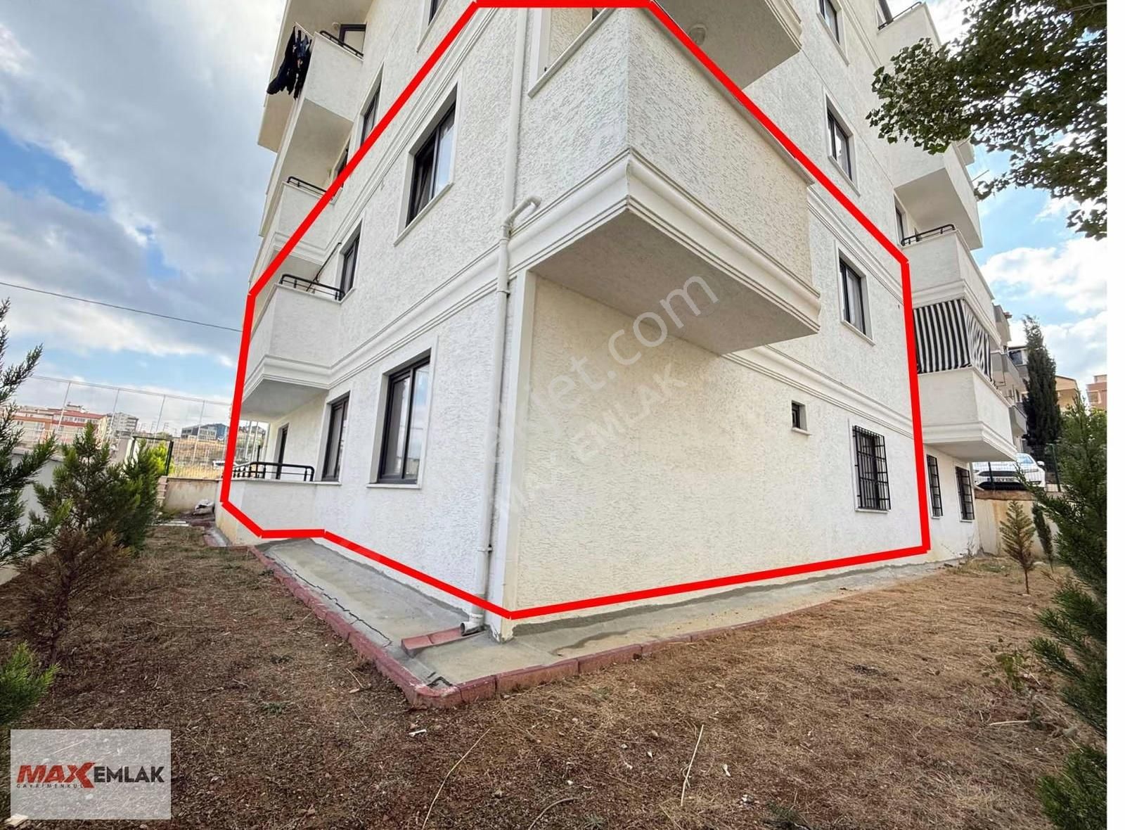 Tuzla Cad Yakın 4 Tarafı Açık Krediye Uygun Sıfır Lüx Dublex