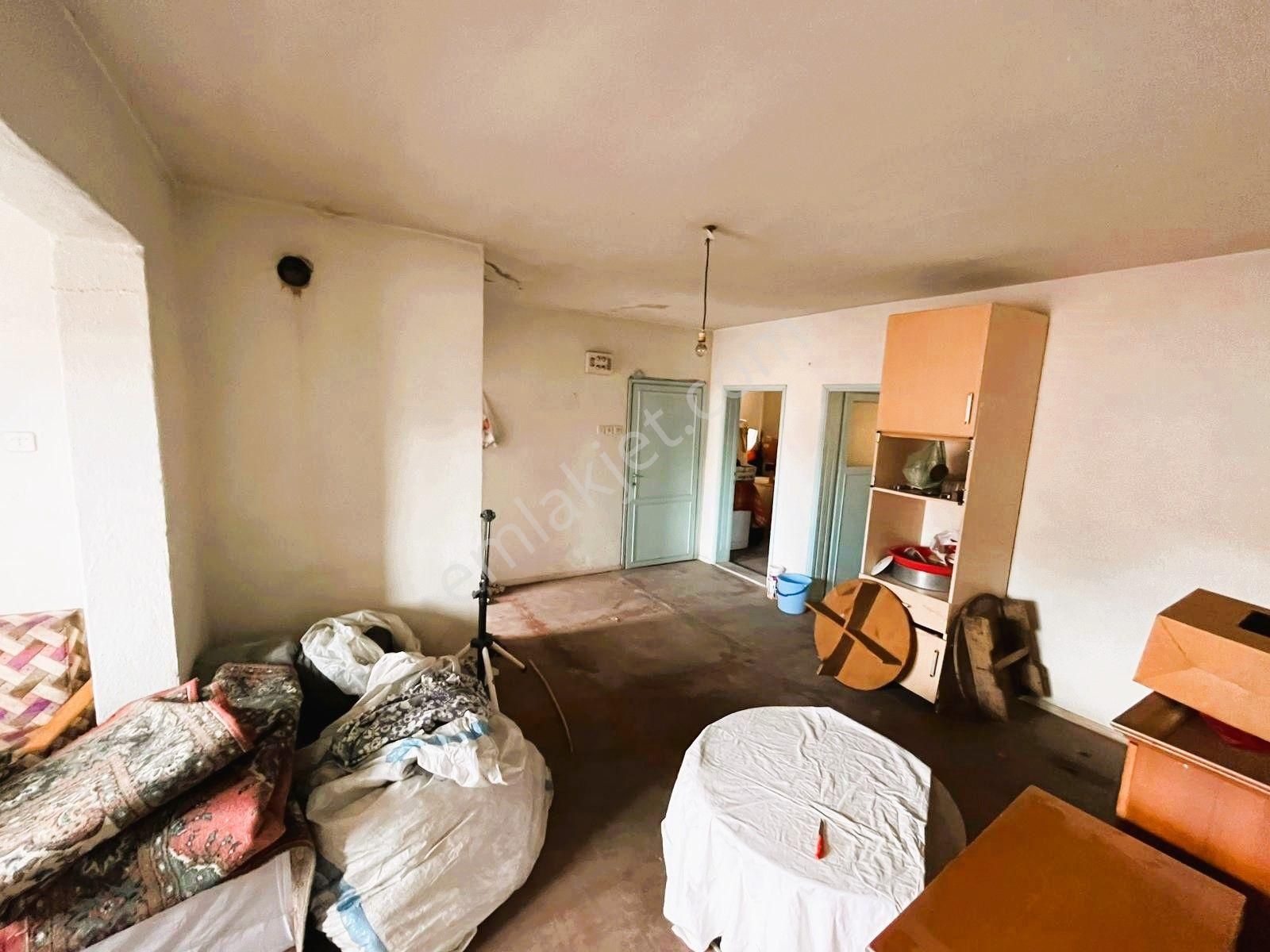 Gülbahçe'de 2 Katlı, Bahçeli Müstakil Ev Ve Dükkan - Görsel 20