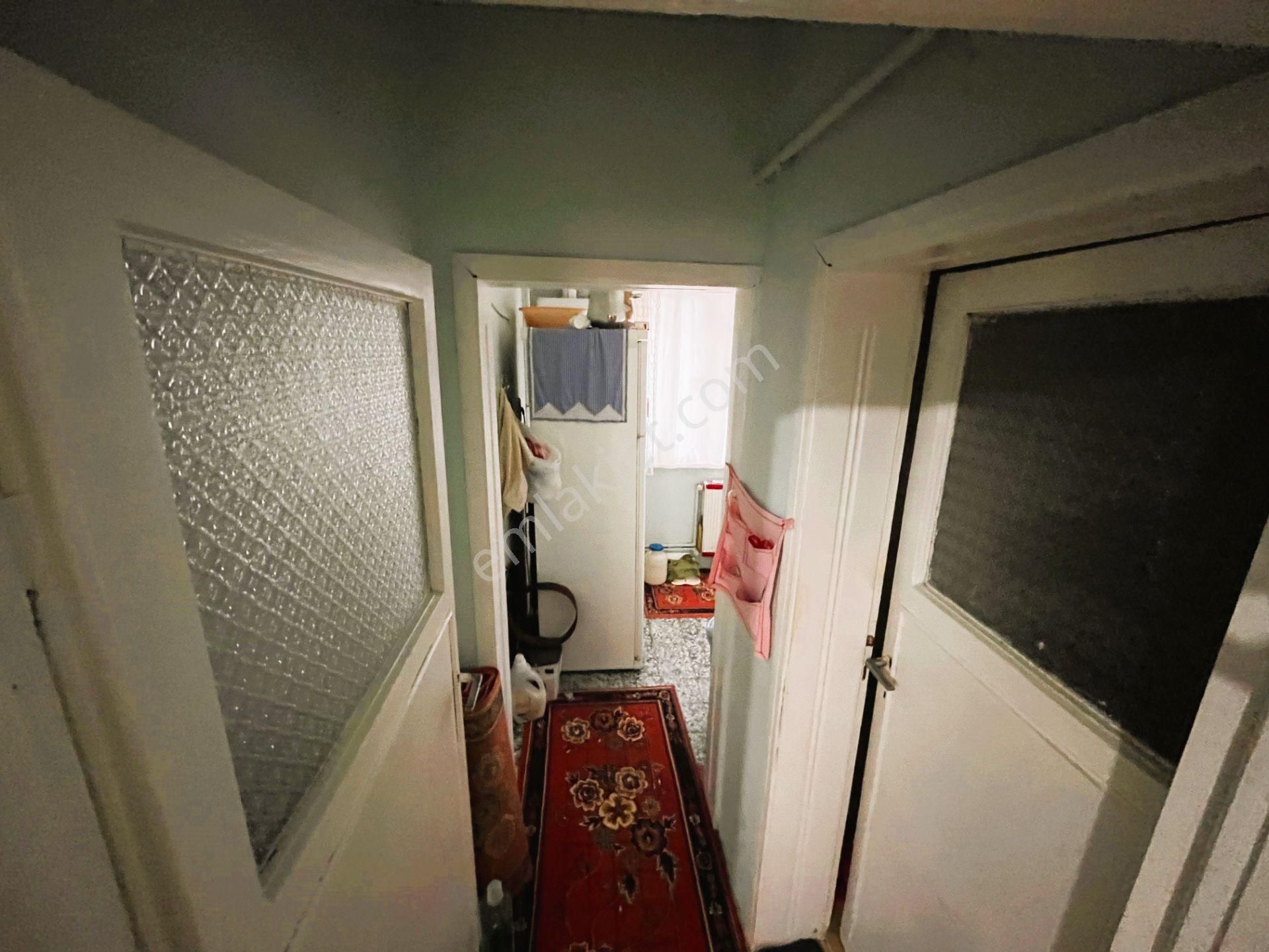 Gülbahçe'de 2 Katlı, Bahçeli Müstakil Ev Ve Dükkan - Görsel 16