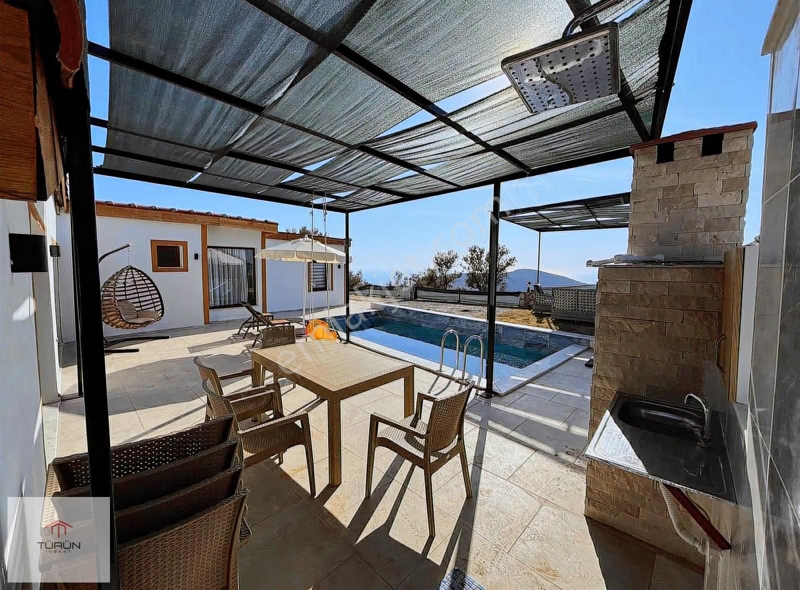 Kaş Bezirganda Manzaralı 2 Villalı 1209 M² - Görsel 12