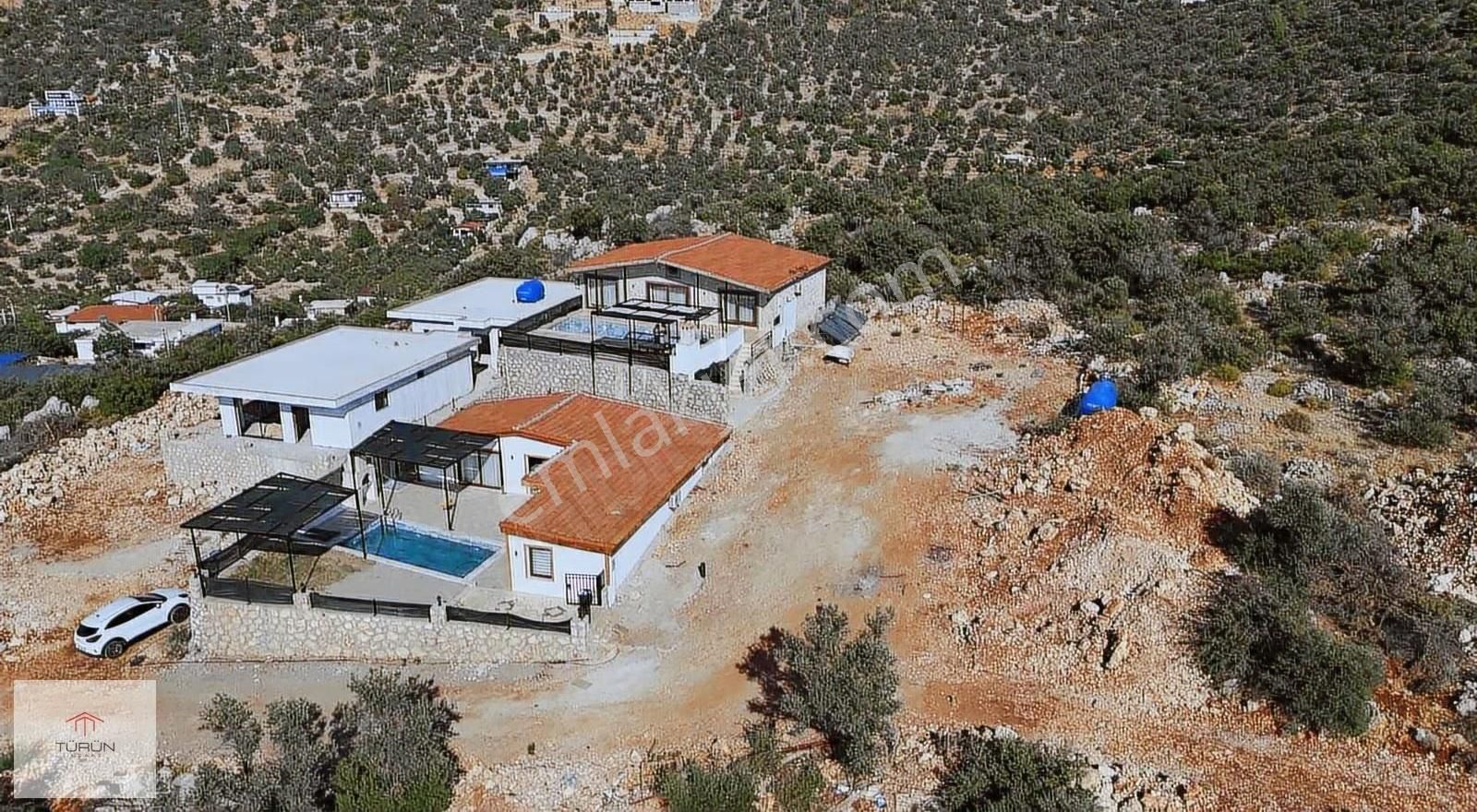 Kaş Bezirganda Manzaralı 2 Villalı 1209 M² - Görsel 2