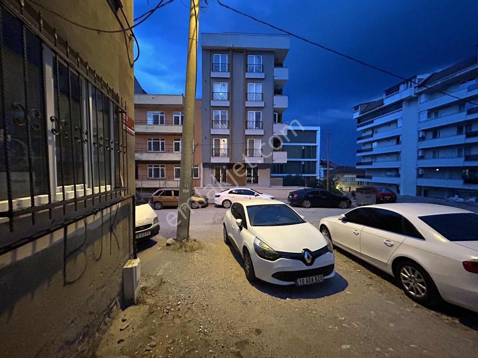 Balıkesir Altıeylül Dinkçiler Mahallesi Satılık 2+1 Daire - Görsel 11