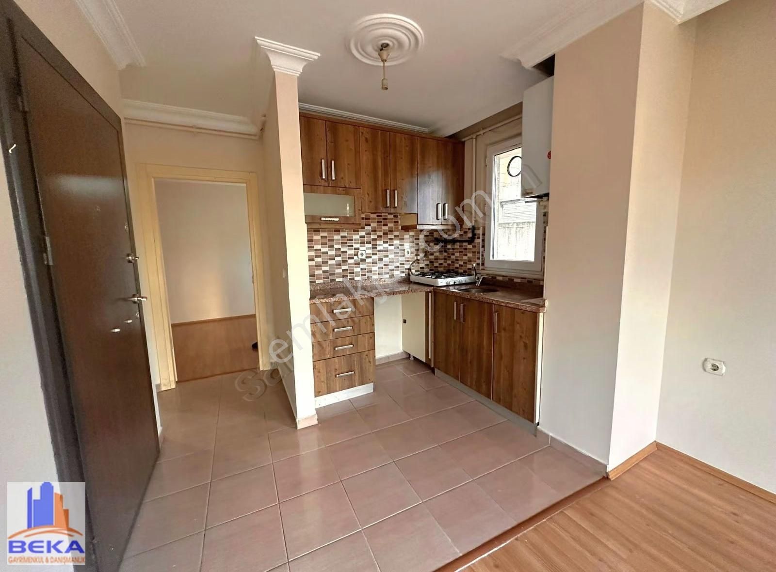 Ümraniye Armağanevler İki Bloklu Site İçi Y.giriş 1+1 - Görsel 7