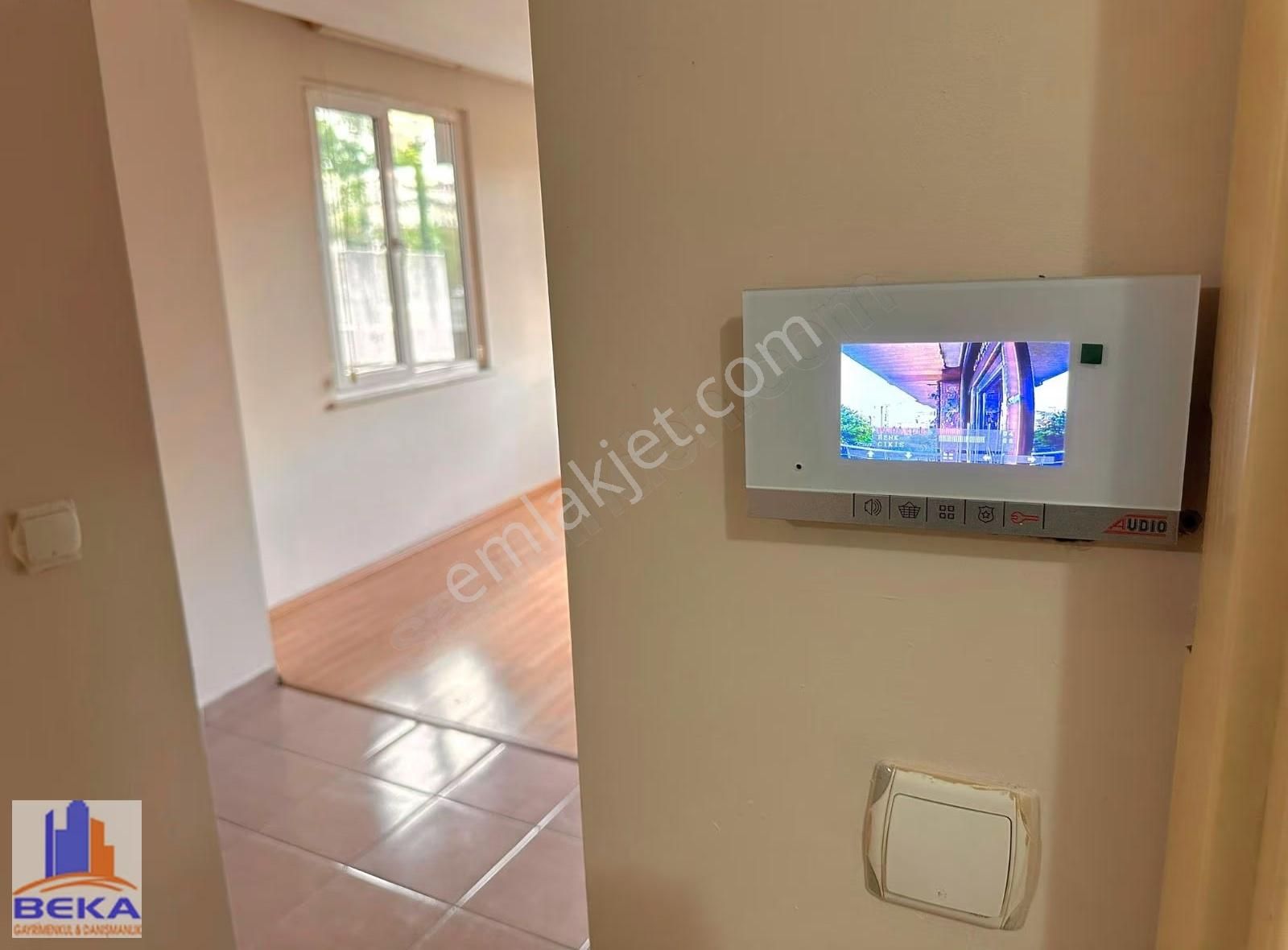 Ümraniye Armağanevler İki Bloklu Site İçi Y.giriş 1+1 - Görsel 6