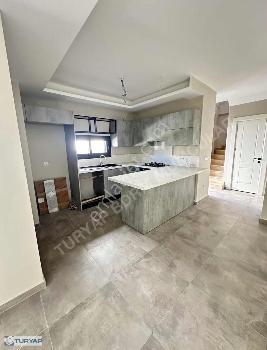 Turgutreiste Sıfır 3+1 Lüks Müstakil Villa | Özel Bahçeli - Görsel 3