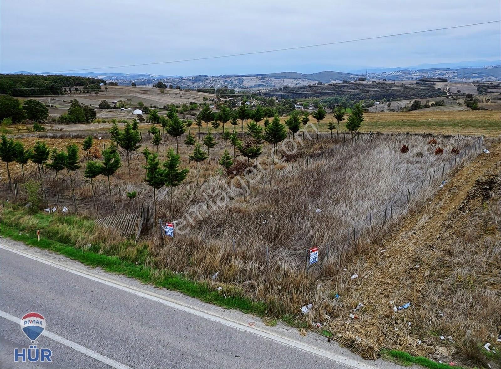 Remax Ayfer Sever'den Salmanlı Satılık Asfalt Yola Cephe 356 M2 - Görsel 18