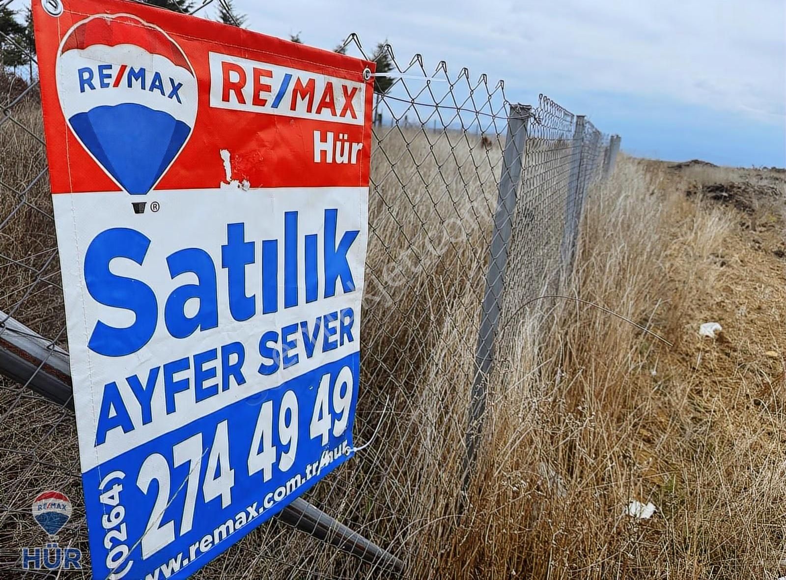 Remax Ayfer Sever'den Salmanlı Satılık Asfalt Yola Cephe 356 M2 - Görsel 13