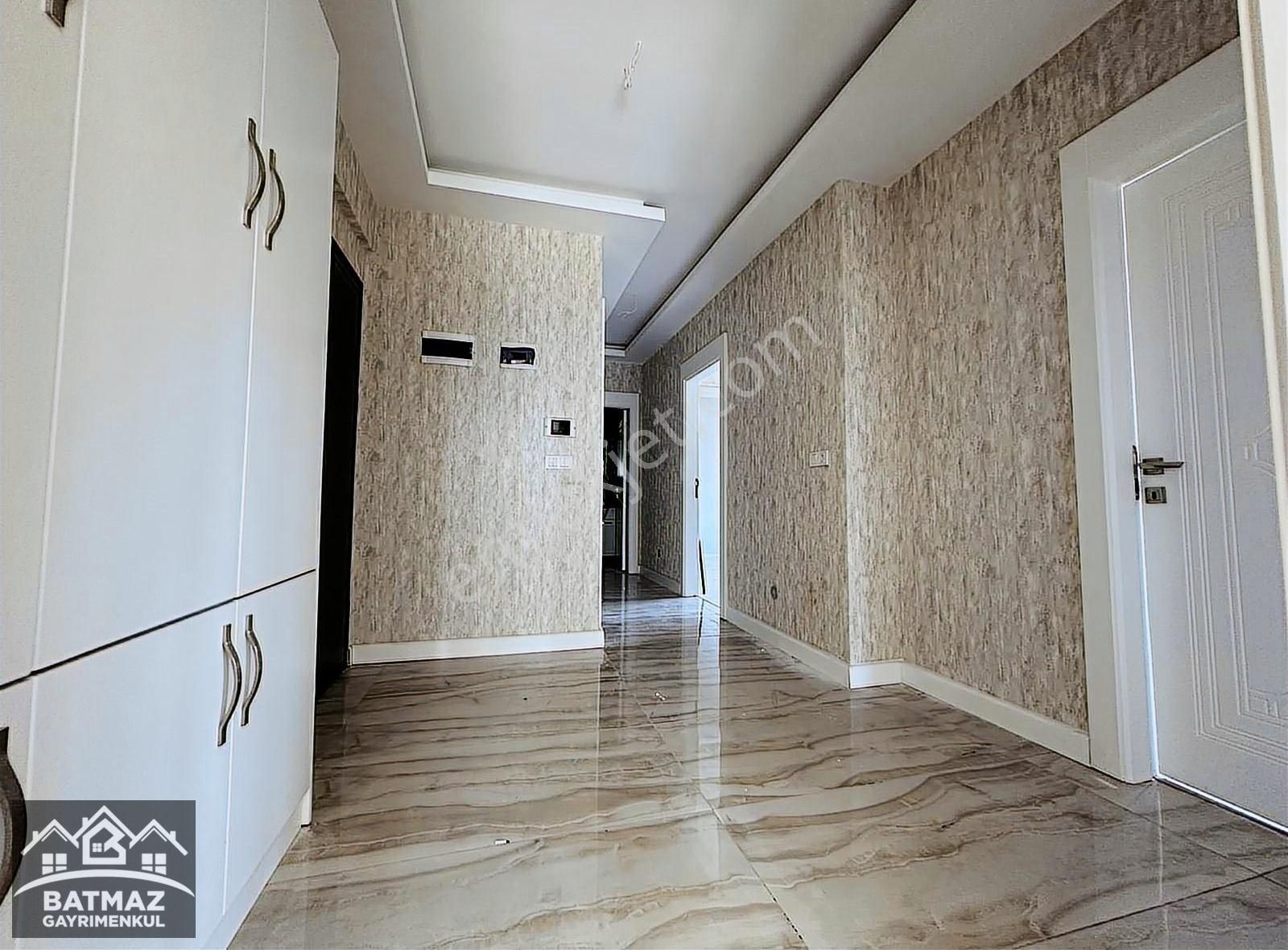 Balkona Bayılacaksınız ! Batmaz'dan Beykent Cadde Üstü 2+1 Daire - Görsel 3