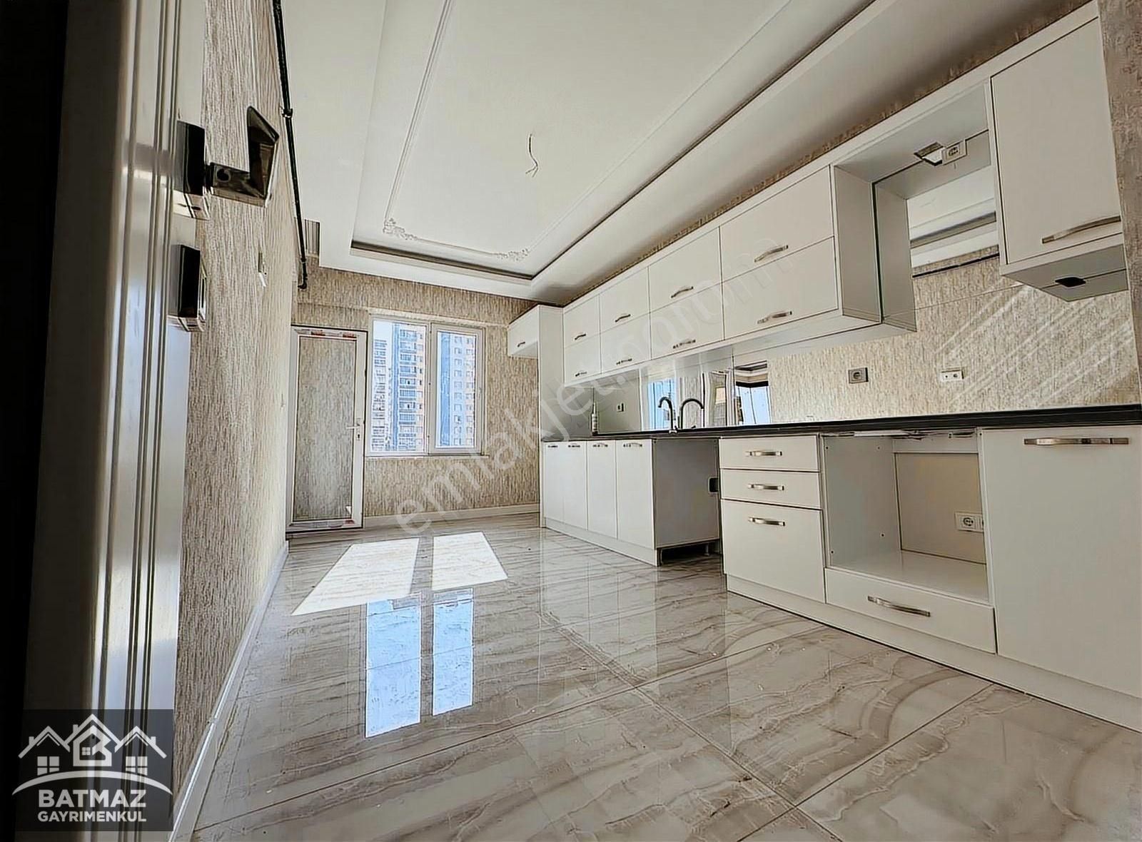 Balkona Bayılacaksınız ! Batmaz'dan Beykent Cadde Üstü 2+1 Daire - Görsel 10