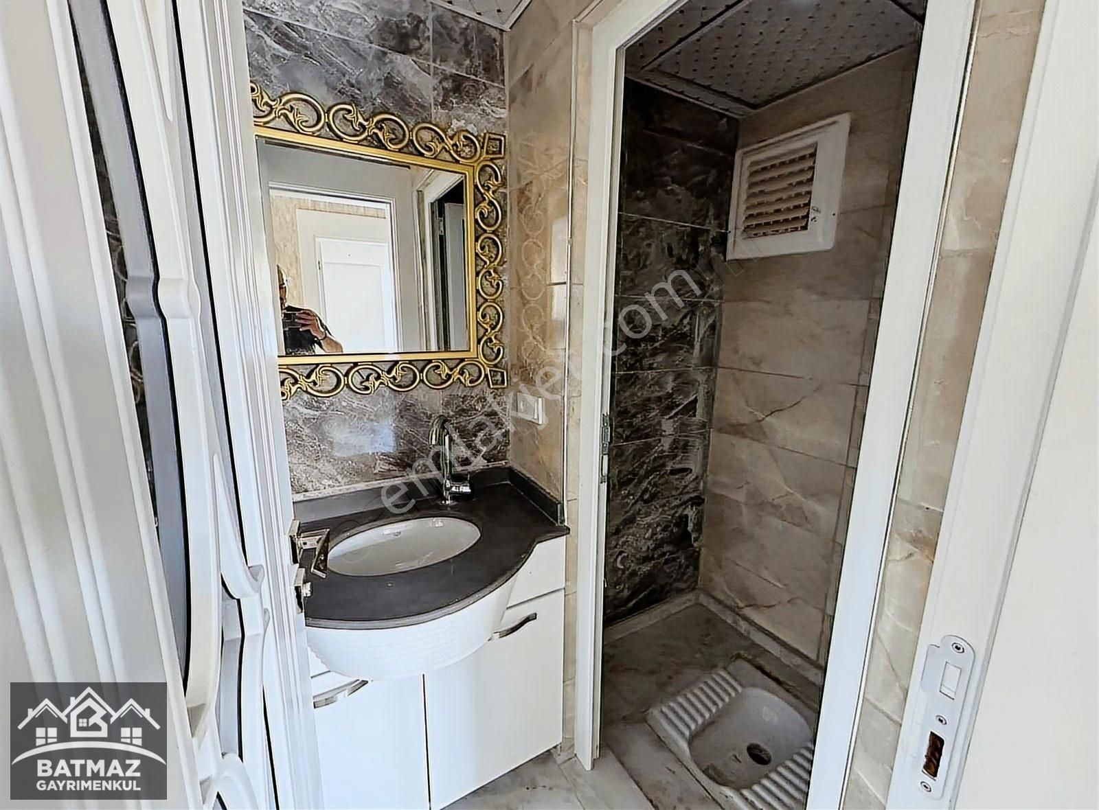 Balkona Bayılacaksınız ! Batmaz'dan Beykent Cadde Üstü 2+1 Daire - Görsel 12