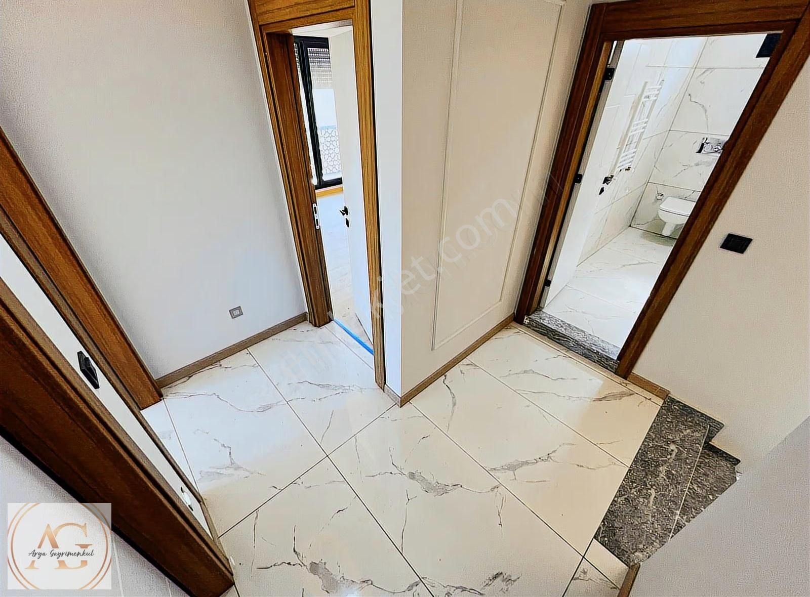 Arya Gayrimenkul'den Şık Tasarımlı Zeytinli'de 4+1 Satılık Villa - Görsel 7