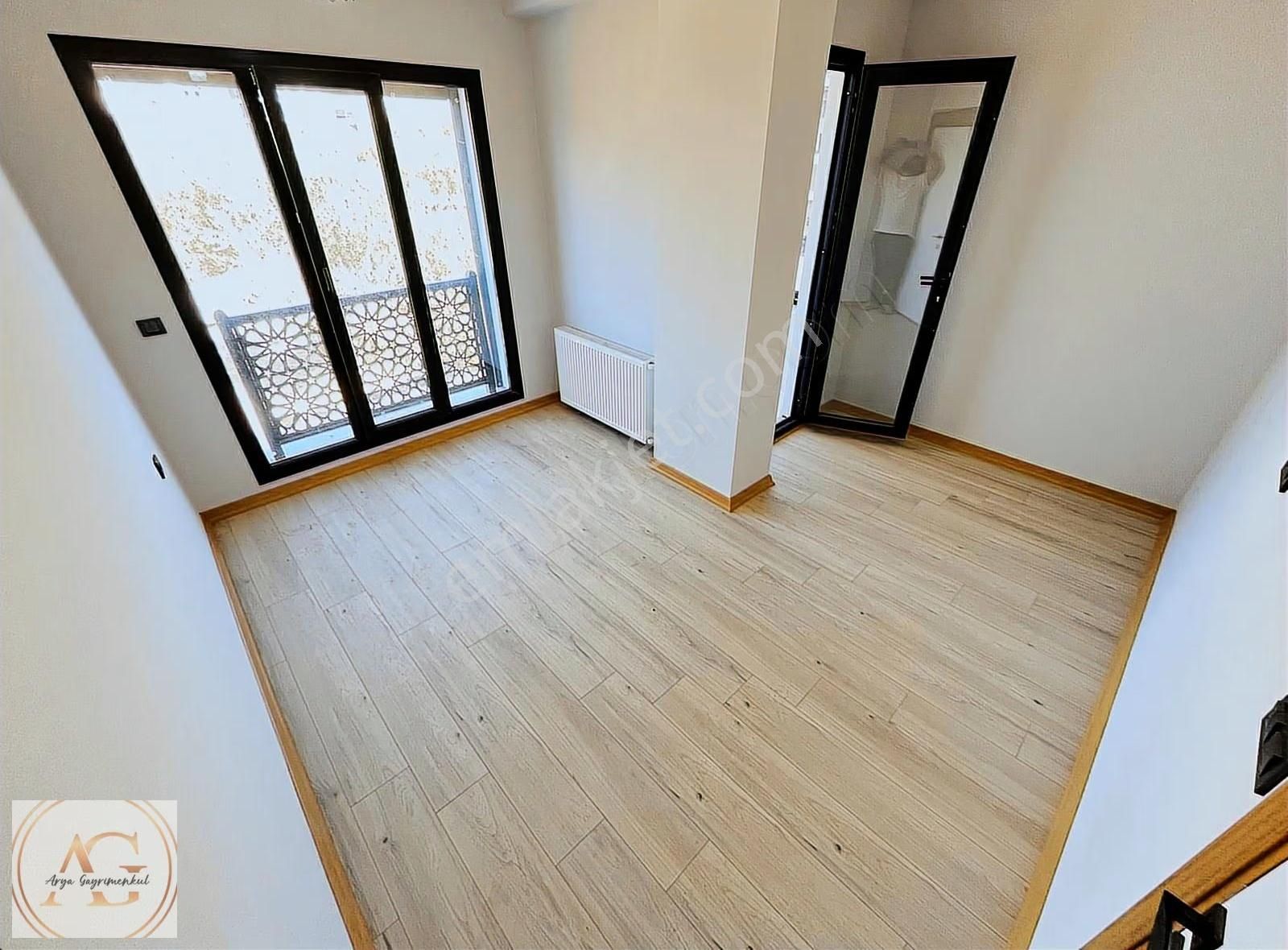 Arya Gayrimenkul'den Şık Tasarımlı Zeytinli'de 4+1 Satılık Villa - Görsel 25