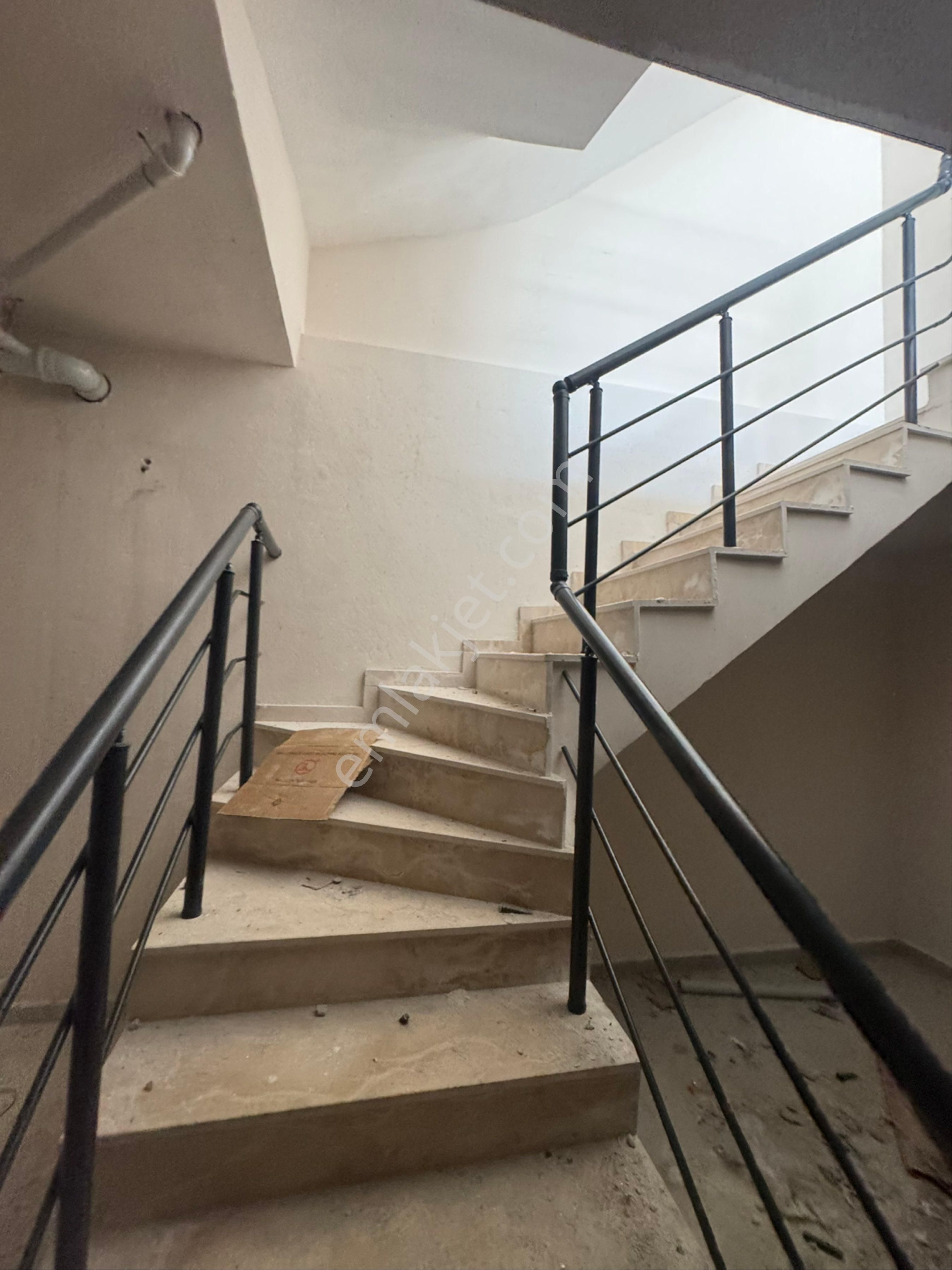 Satılık Çok Amaçlı 3 Katlı İşyeri Galeri Vs Uygundur Takas Olur - Görsel 8