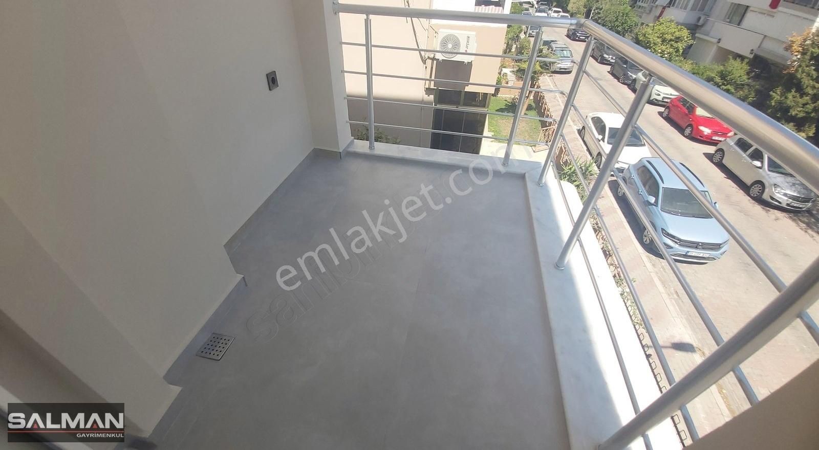 Bostanlı Yusuf Vardar Sokakta Full Tadilatlı Satılık 3+1 Daire - Görsel 24