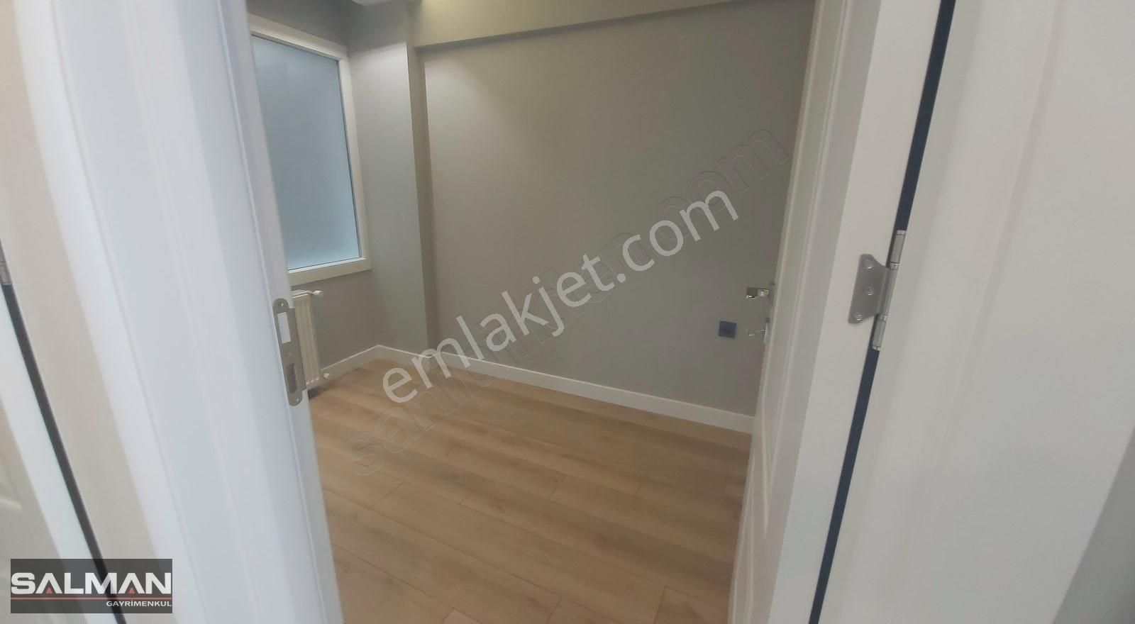 Bostanlı Yusuf Vardar Sokakta Full Tadilatlı Satılık 3+1 Daire - Görsel 18