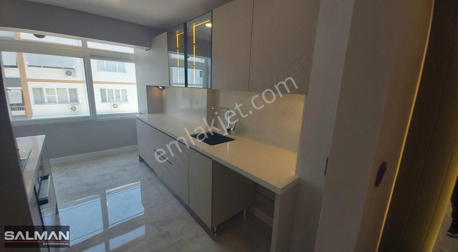 Bostanlı Yusuf Vardar Sokakta Full Tadilatlı Satılık 3+1 Daire - Görsel 23